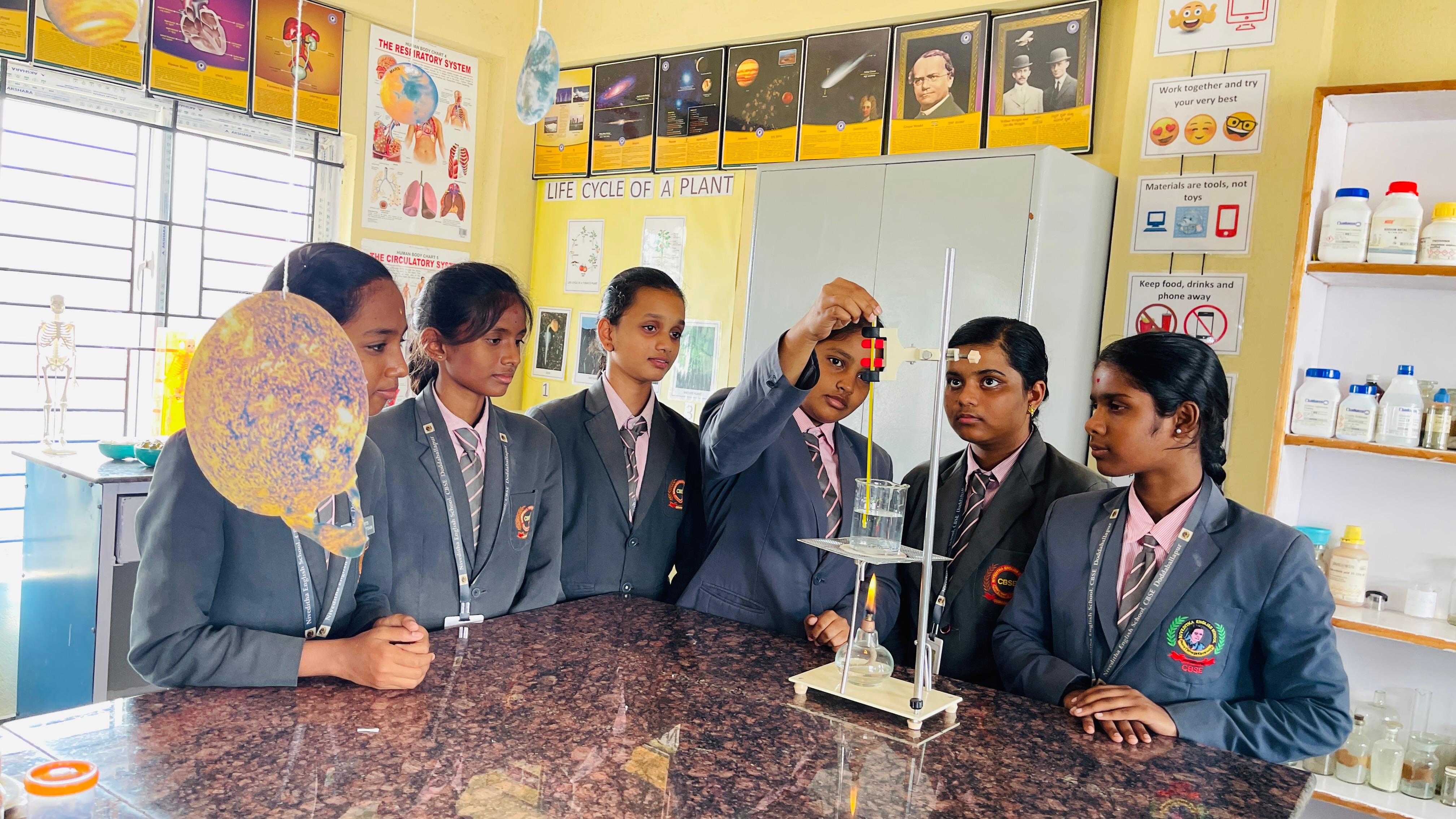 Niveditha english School using innovative technology in the classroom